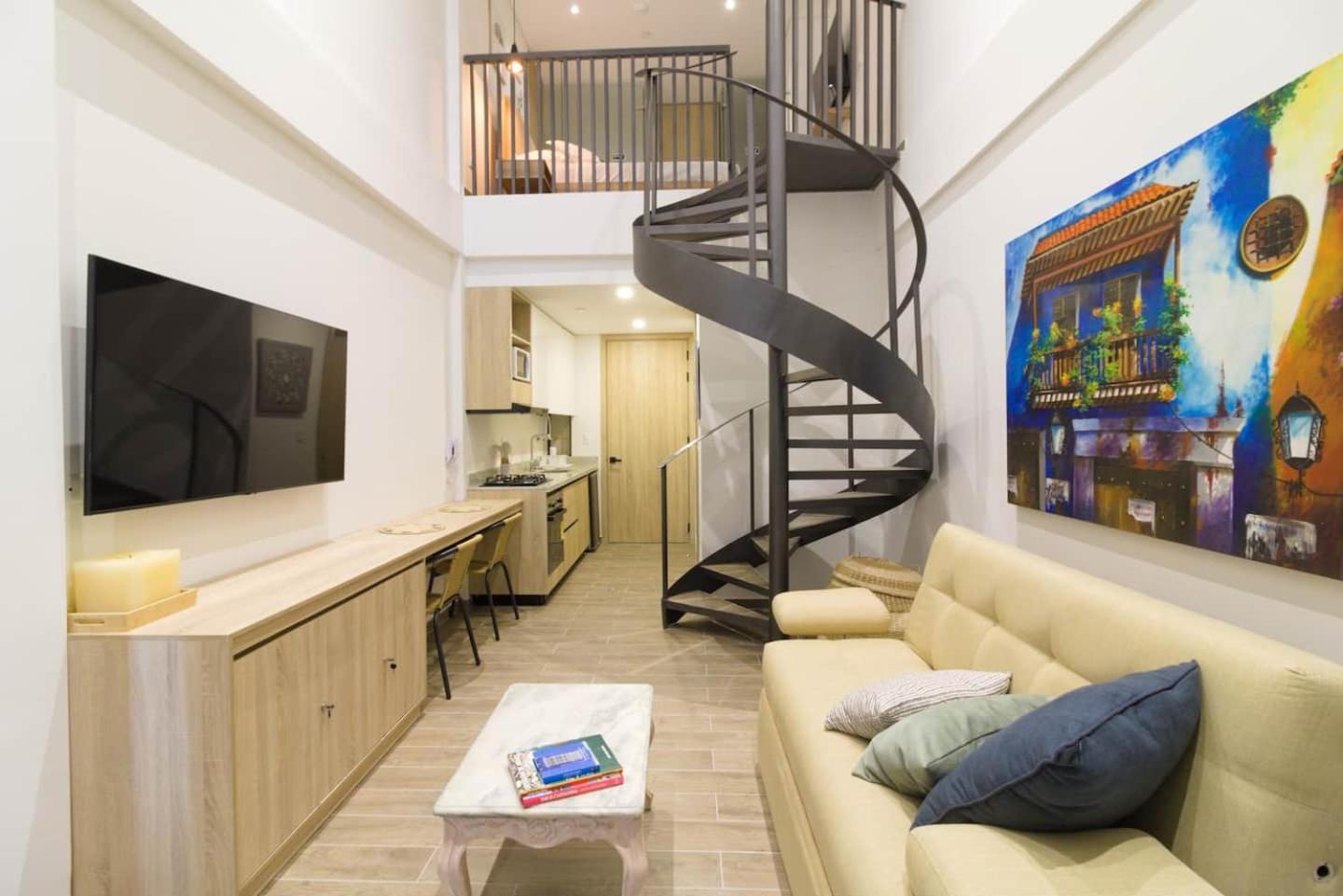 Brand-new Luxury Loft In Old Apartamento